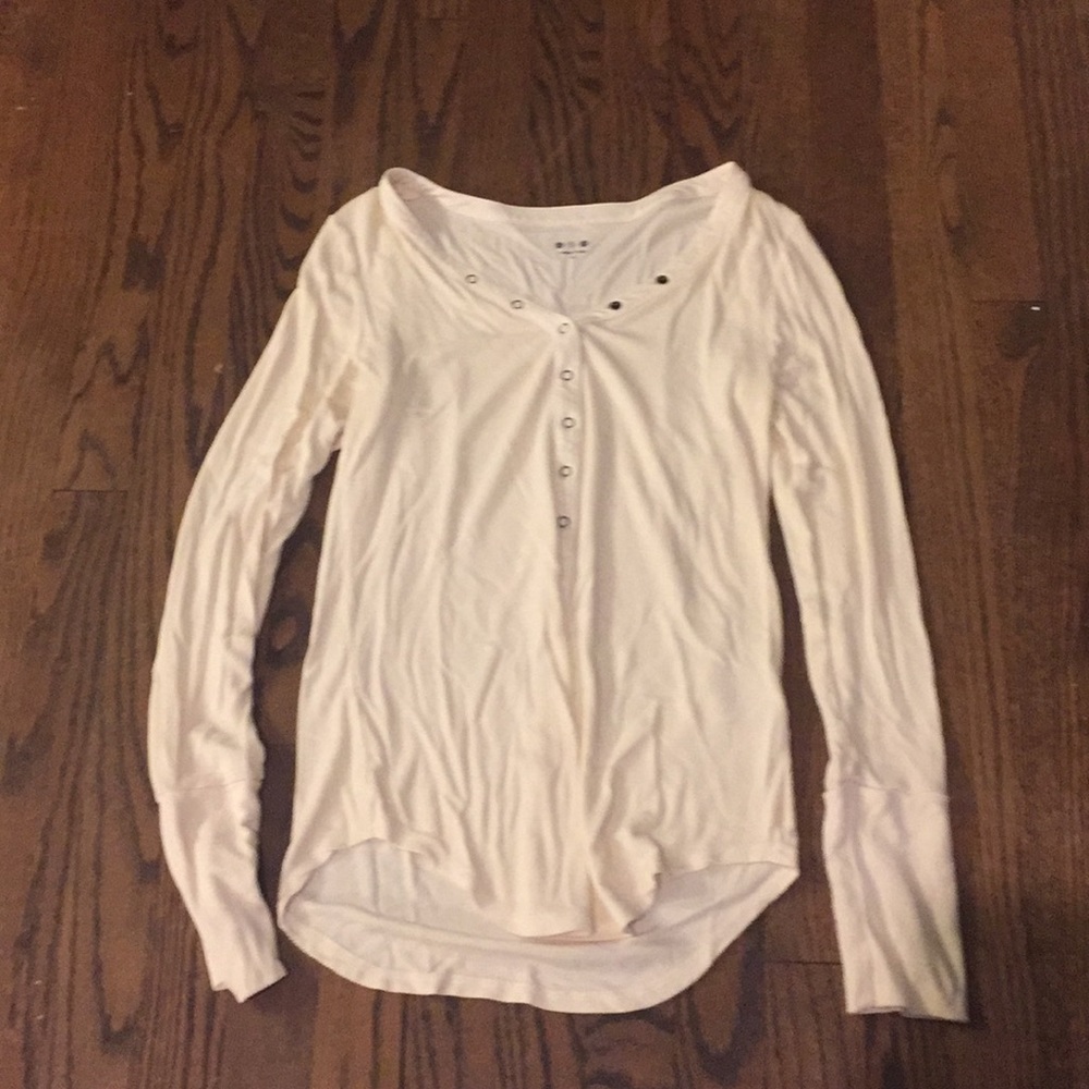 Long, comfy off-white shirt